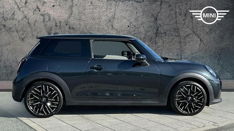 Used Mini Cooper Hatch 113 kW (154 HP) 2025 Grey Hatchback