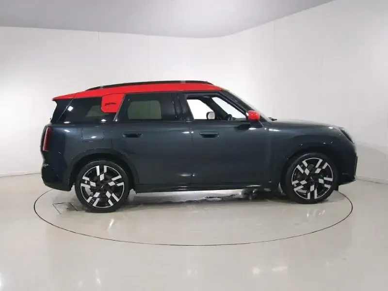 Used Mini Countryman Sport 215 HP (158 kW) 2024 Grey SUV