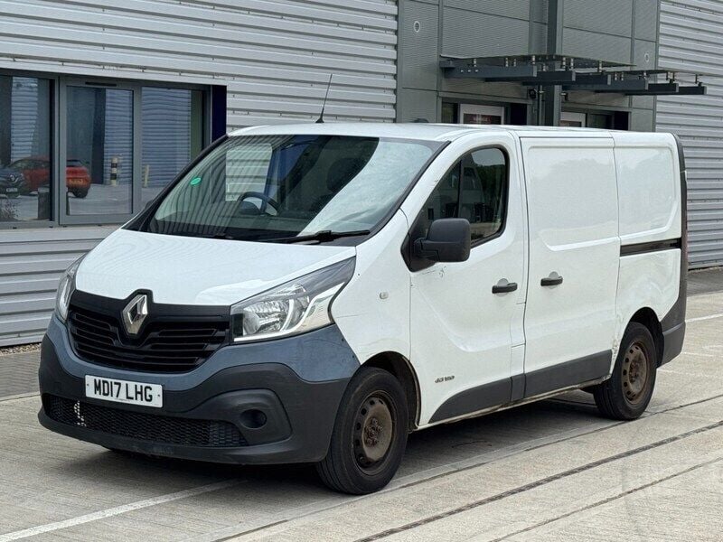 White Used 2017 Renault Trafic Van | £3,495 (Super price) - Image 1/4