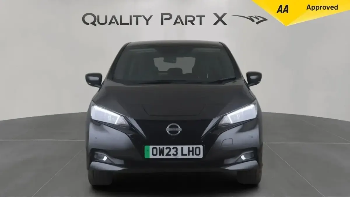 Used Nissan Leaf N-Connecta 110 kW (150 HP) 2023 Black Hatchback