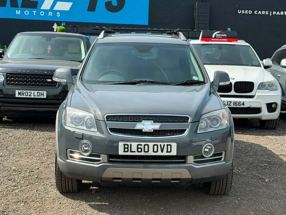 Used Chevrolet Captiva LTZ 2011 Grey SUV