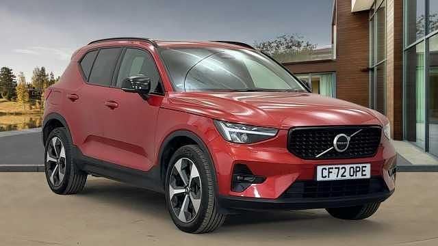 Used 2023 Volvo XC40 Ultimate SUV | £29,795 (Good price) - Image 1/4