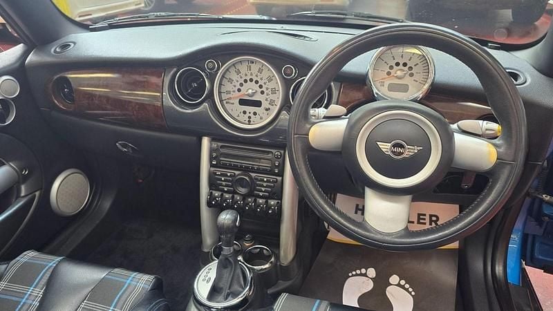 Begagnad Mini Cooper S 2007 Blå Halvkombi