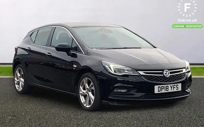 Used Vauxhall Astra SRi 105 HP (77 kW) 2018 Hatchback