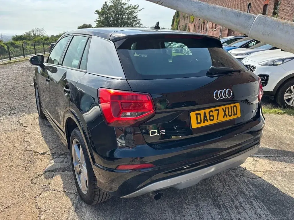 Used Audi Q2 Sport 116 HP (85 kW) 2017 Black SUV