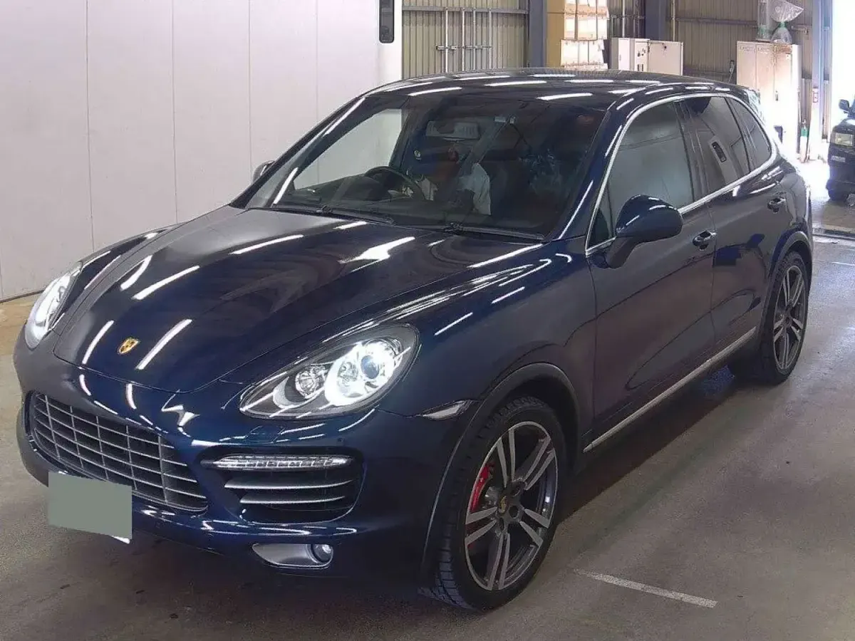 Used Porsche Cayenne Turbo 500 HP (367 kW) 2012 Blue SUV