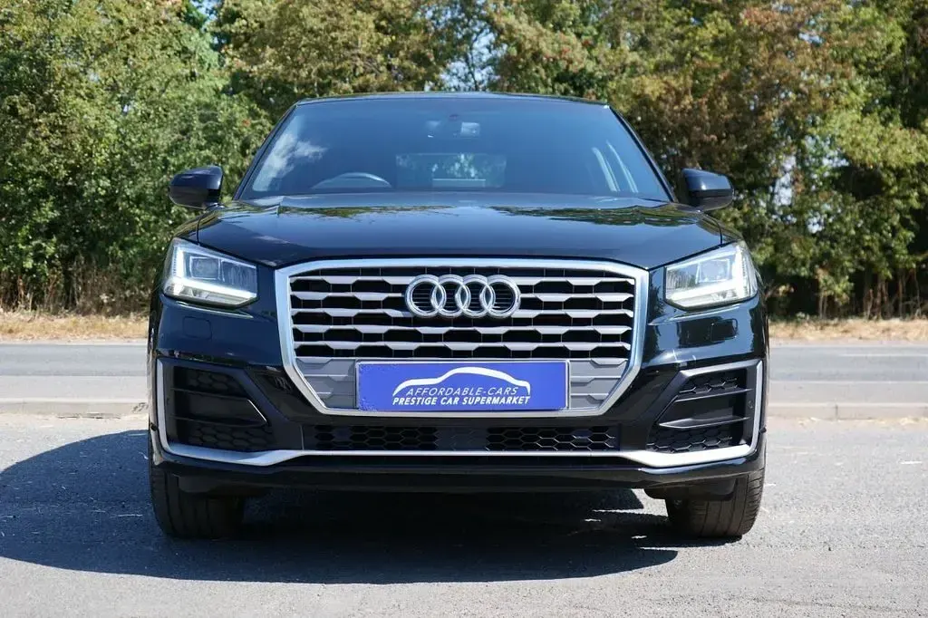 Used Audi Q2 S-Line 150 HP (110 kW) 2019 Black SUV