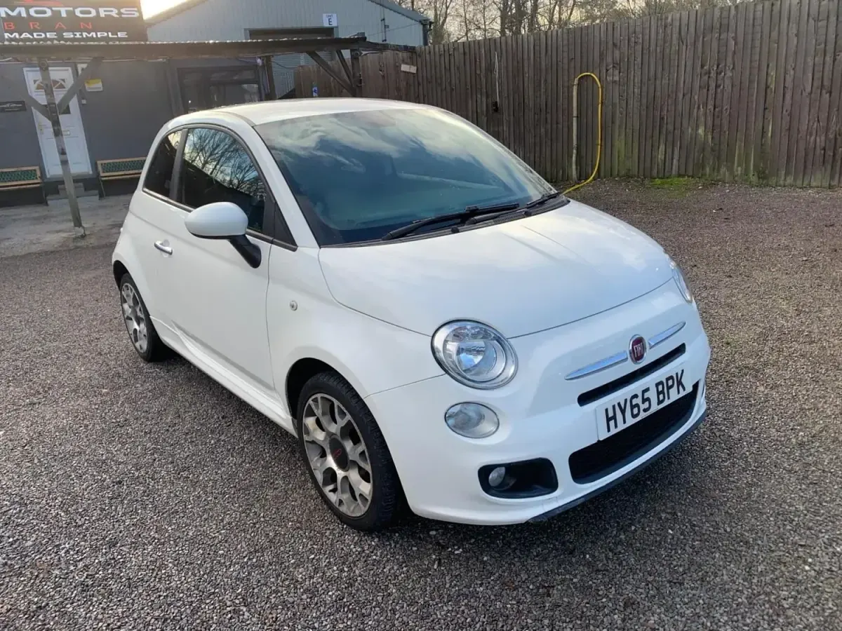 Używany Fiat 500 S 69 KM (50 kW) 2015 Biały Hatchback
