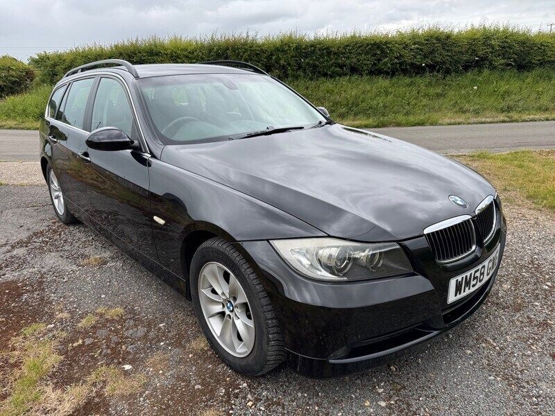 Black Used 2025 BMW 325 Estate | £4,950 - Image 1/4
