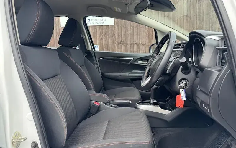 Used Honda Jazz Sport 131 HP (96 kW) 2018 White Hatchback