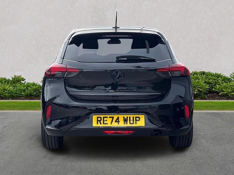 Second-hand Vauxhall Corsa S 75 CP (55 kW) 2024 Negru Hatchback