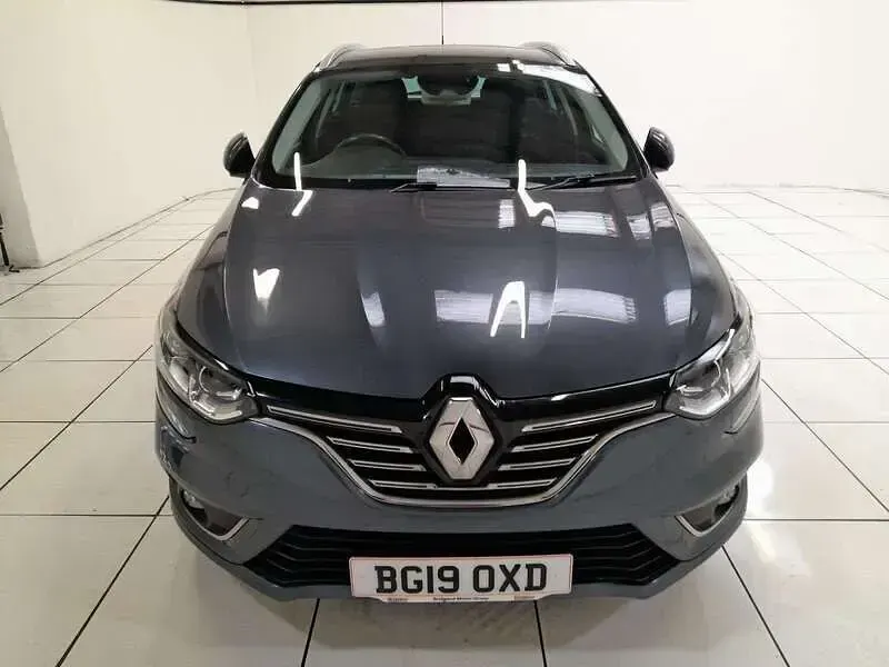 Used Renault Mégane GrandTour Iconic 115 HP (84 kW) 2019 Grey Estate