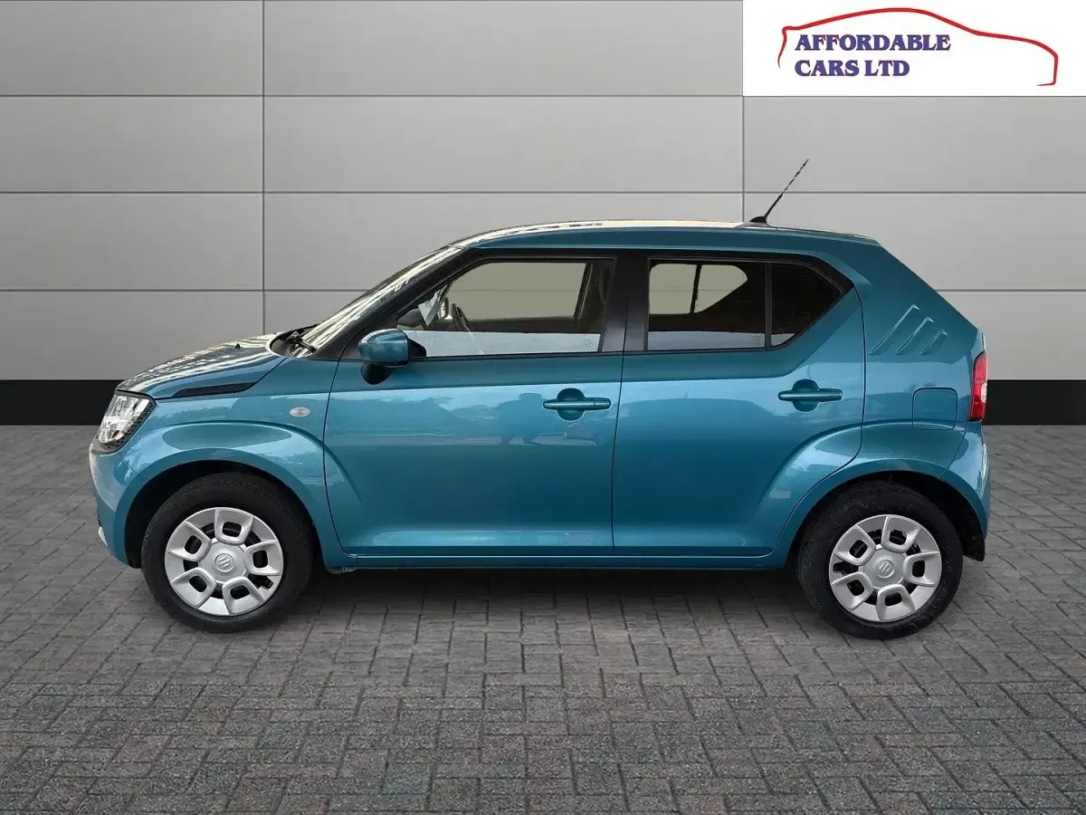 Używany Suzuki Ignis SZ3 90 KM (66 kW) 2017 Niebieski SUV