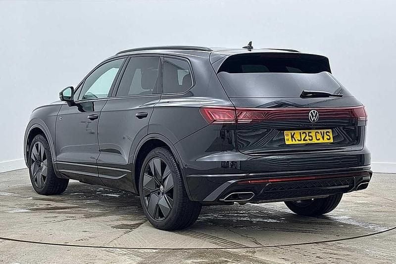 Used VW Touareg Black Edition 286 HP (210 kW) 2025 Black SUV