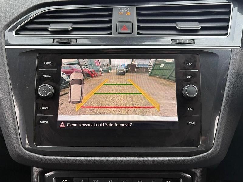 Used VW Tiguan SEL 150 HP (110 kW) 2018 Silver SUV