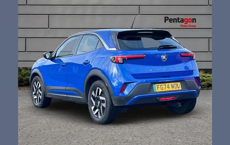 Second-hand Vauxhall Mokka Design Edition 100 kW (136 CP) 2024 Albastru SUV