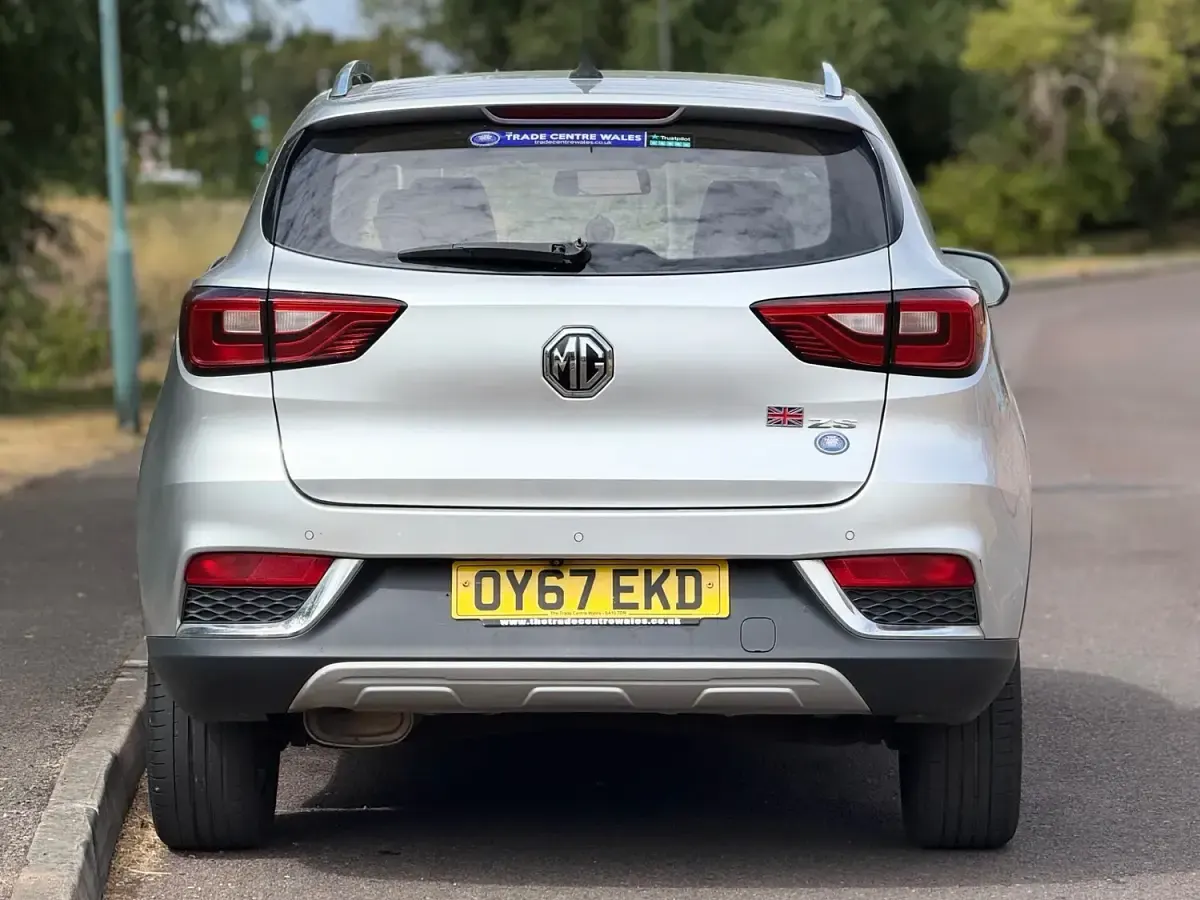Used MG ZS Exclusive 106 HP (77 kW) 2018 Silver SUV