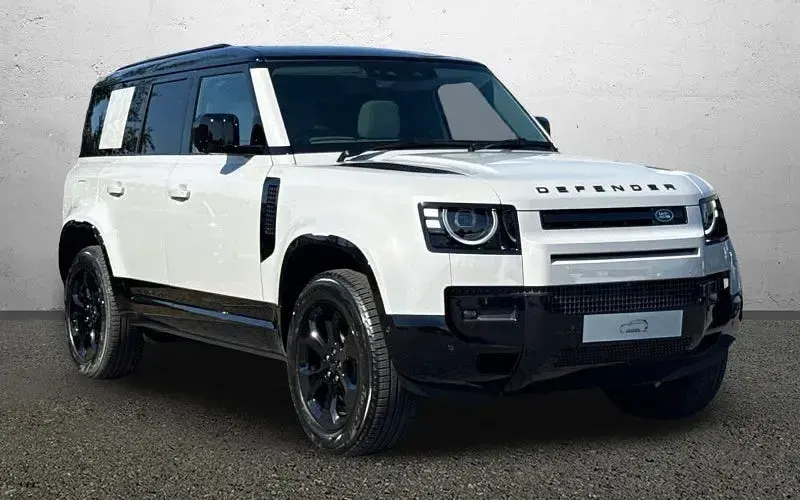 Used Land Rover Defender SE Dynamic 249 HP (183 kW) 2025 SUV