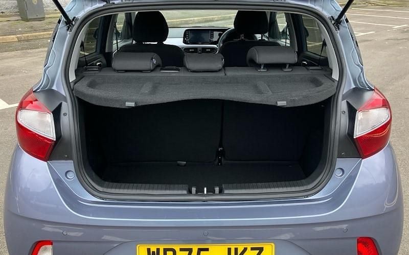 Used Hyundai i10 Premium 79 HP (58 kW) 2026 Hatchback