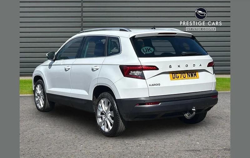 Used Skoda Karoq SE L 150 HP (110 kW) 2020 White SUV