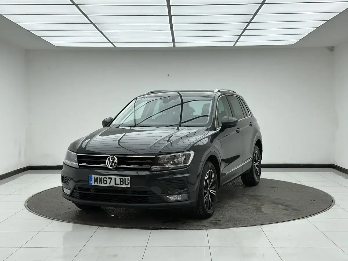 Usado VW Tiguan SE 150 HP (110 kW) 2017 Cinzento SUV