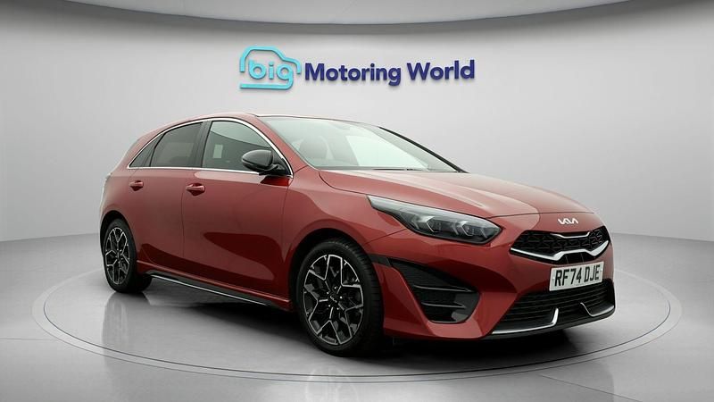 Used 2024 Kia Ceed GT-Line Hatchback | £17,300 (Fair price) - Image 1/4
