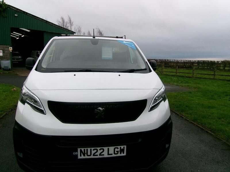 Used Peugeot Expert Premium 2022 White Van