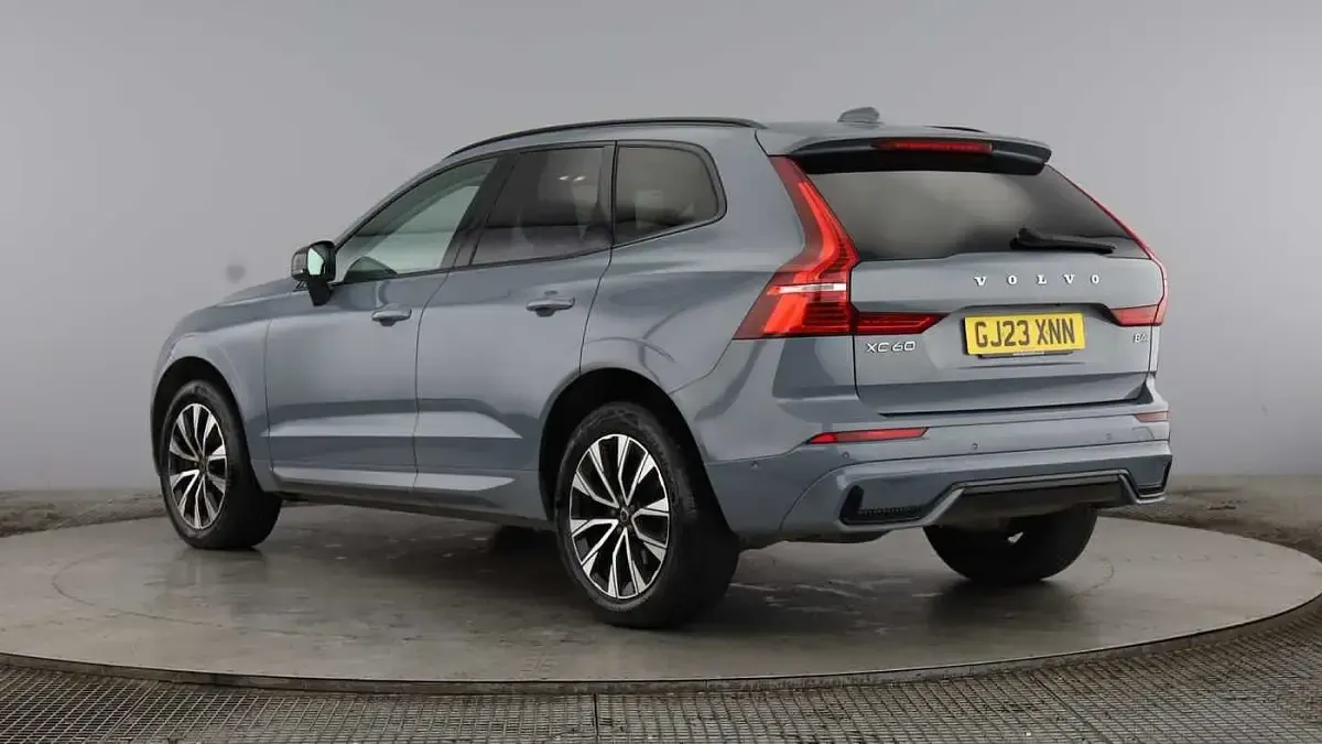 Used Volvo XC60 Plus 197 HP (144 kW) 2023 Thunder grey SUV