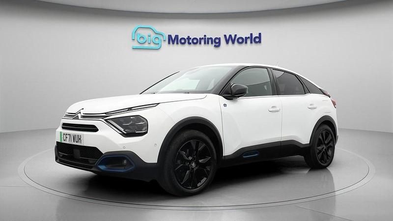 Used Citroën e-C4 Shine 100 kW (136 HP) 2022 Hatchback
