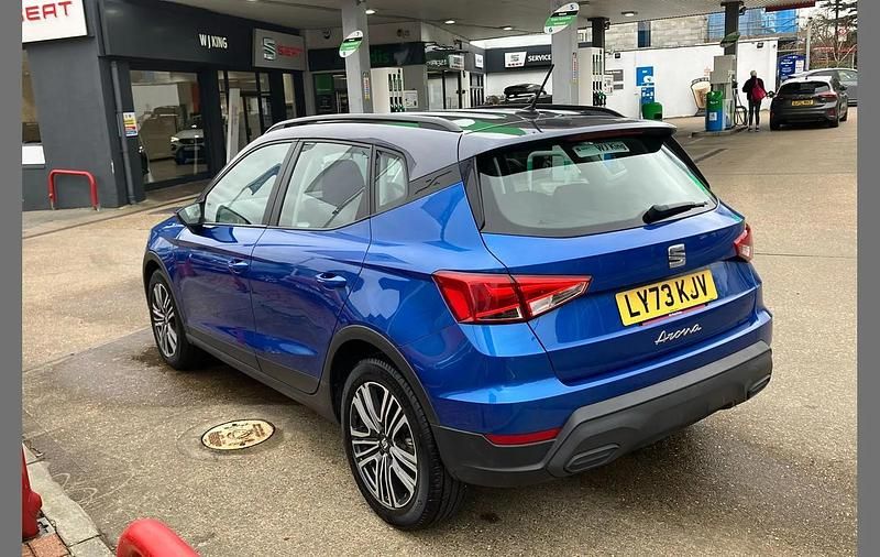Used Seat Arona SE Technology 110 HP (80 kW) 2023 Blue SUV