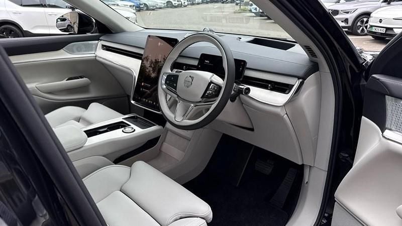 Used Volvo EX90 Performance 380 kW (517 HP) 2025 Black SUV