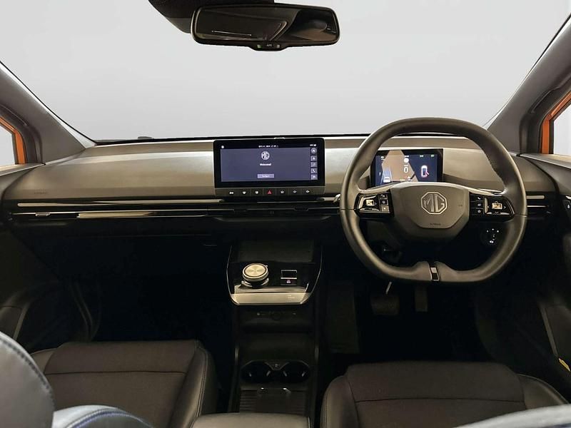 Used MG MG4 EV Trophy 63 kW (87 HP) 2022 Orange Hatchback