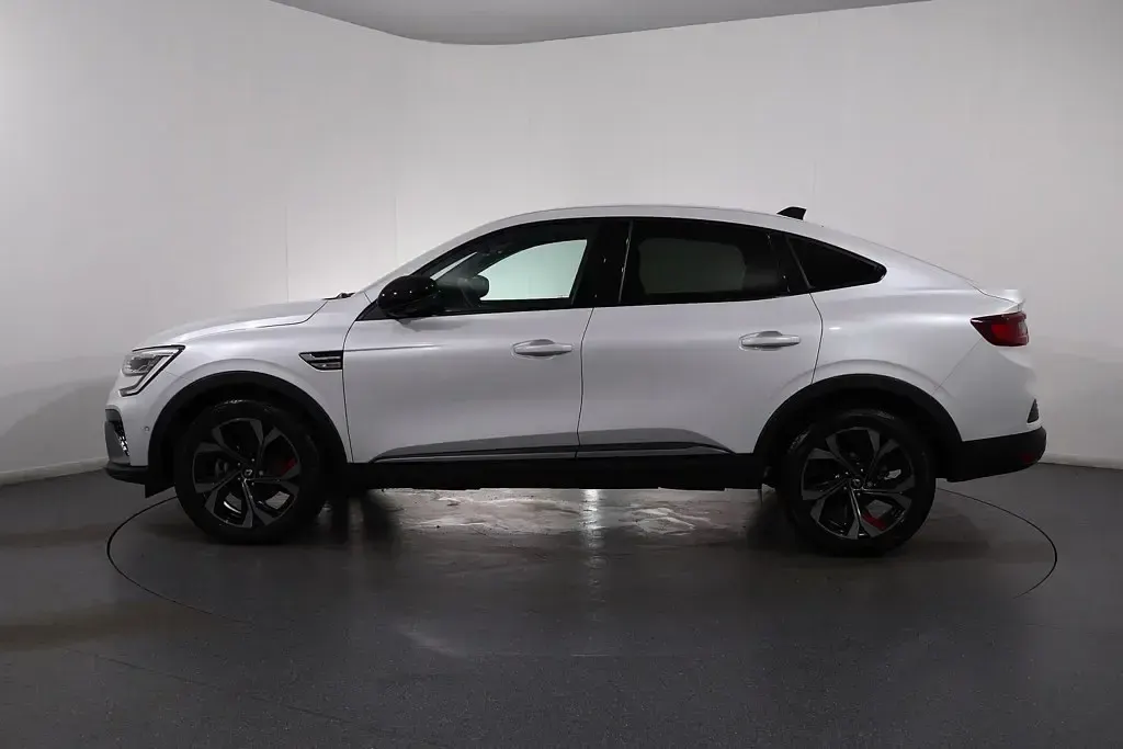 Used Renault Arkana R.S. 2021 White SUV