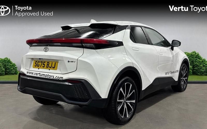 New Toyota C-HR Design 140 HP (102 kW) 2025 Other SUV