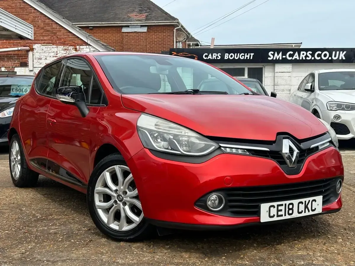 Usado Renault Clio IV Dynamique 2018 Vermelho Citadino