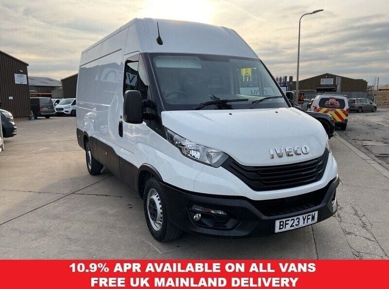 White Used 2023 Iveco Daily Van | £21,995 (Fair price) - Image 1/3