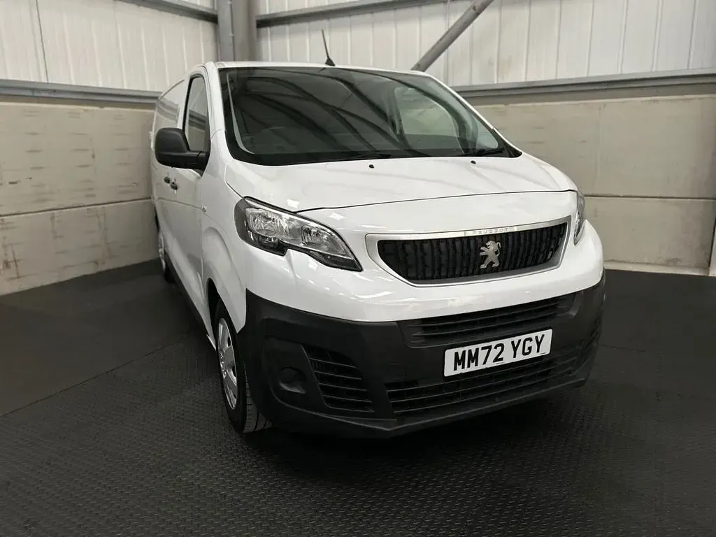 Begagnad Peugeot Expert Premium 100 HK (73 kW) 2022 Vit Van