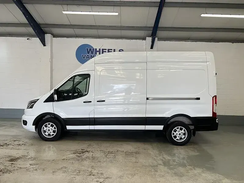 Used Ford Transit Limited 130 HP (95 kW) 2023 White Van