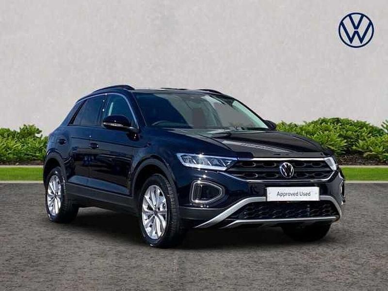 Black Used 2025 VW T-Roc Match SUV | £28,470 (A bit pricey) - Image 1/4