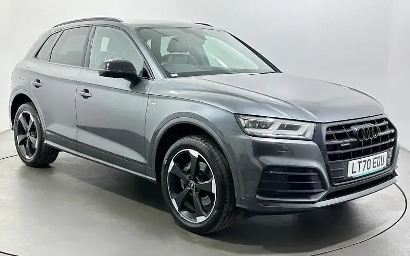 Usado Audi Q5 Black Edition 245 HP (180 kW) 2020 SUV