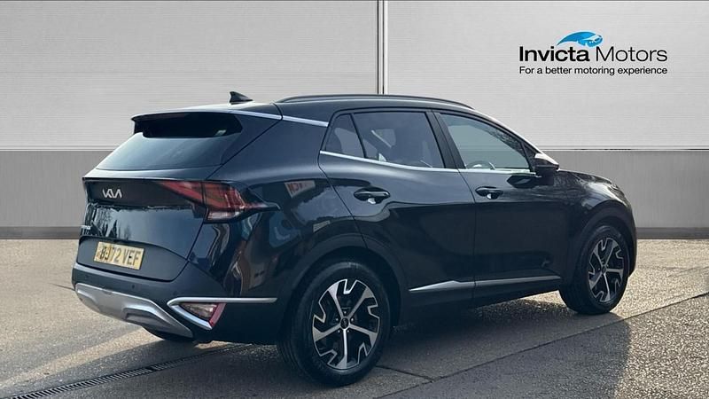Used Kia Sportage 148 HP (108 kW) 2022 Black pearl metallic SUV
