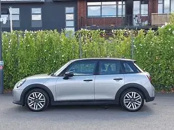 Used Mini Cooper Classic 114 kW (156 HP) 2025 Silver Hatchback