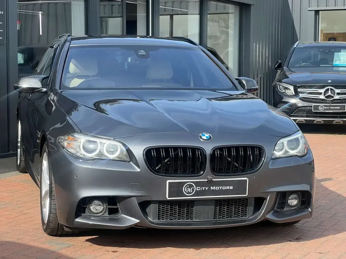 Used BMW 520 M Sport 190 HP (139 kW) 2016 Grey Estate