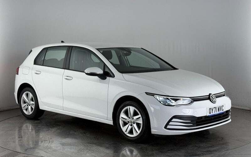 Used 2024 VW Golf VIII Life Hatchback | £14,650 (Super price) - Image 1/3