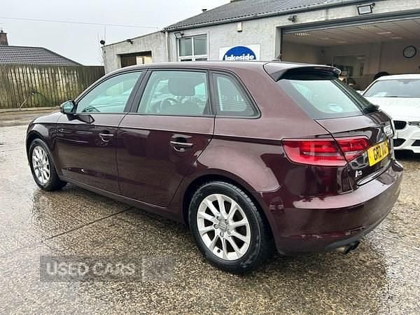 Usado Audi A3 2013 Rojo Utilitario
