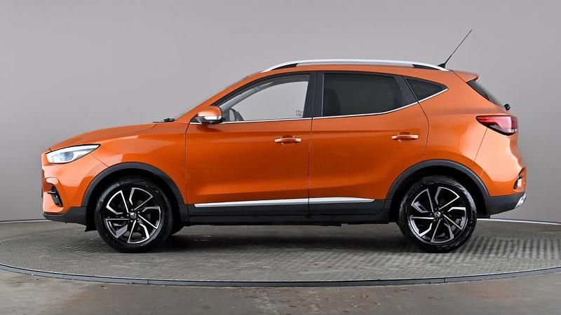 Used MG ZS Exclusive 111 HP (81 kW) 2023 Orange SUV