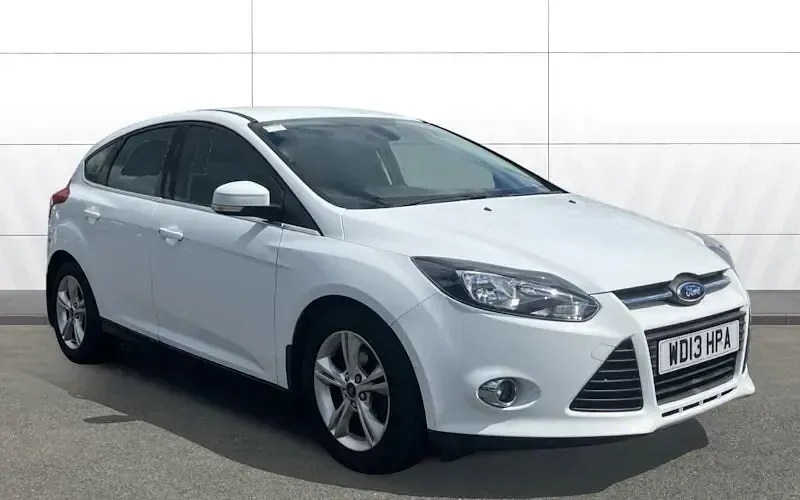 Używany Ford Focus Zetec 105 KM (77 kW) 2013 Hatchback
