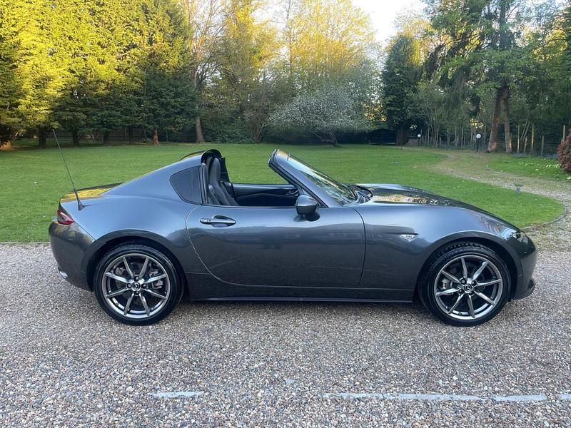 Begagnad Mazda MX5 Inclusive 184 HK (135 kW) 2022 Grå Cab