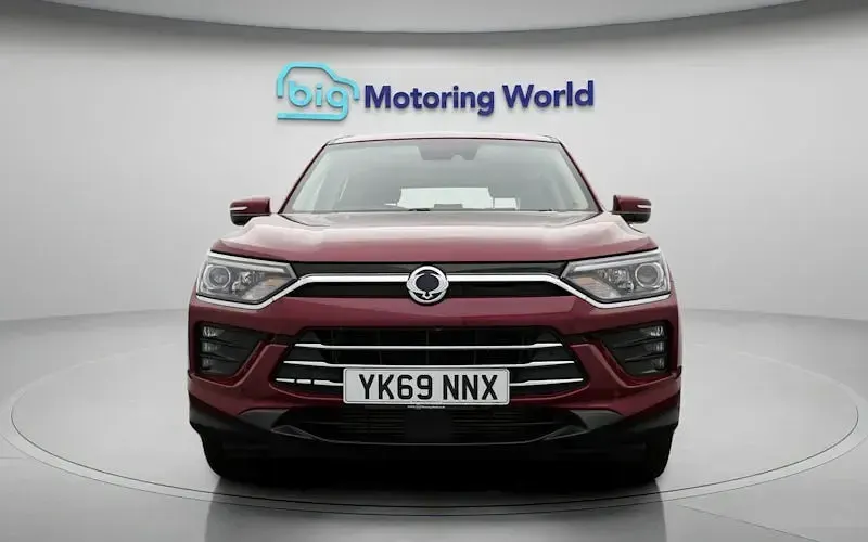 Used SsangYong Korando 136 HP (100 kW) 2019 Red Estate