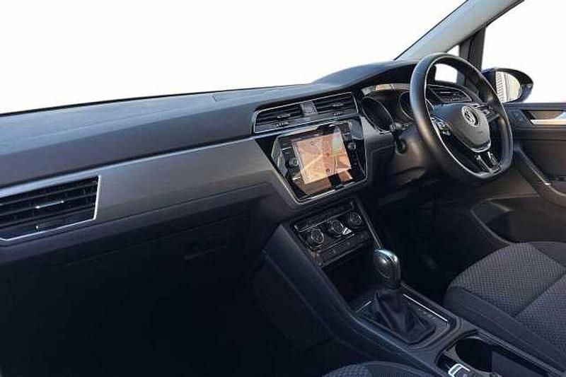 Used VW Touran Family 115 HP (84 kW) 2020 Blue MPV